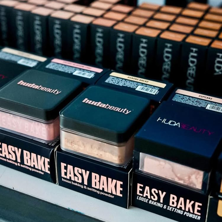 후다 뷰티 루스 파우더 베이크드 세팅 롱래스팅 컨트롤  - Fenty Beauty Makeup Highlighter 리뷰 및 가격
