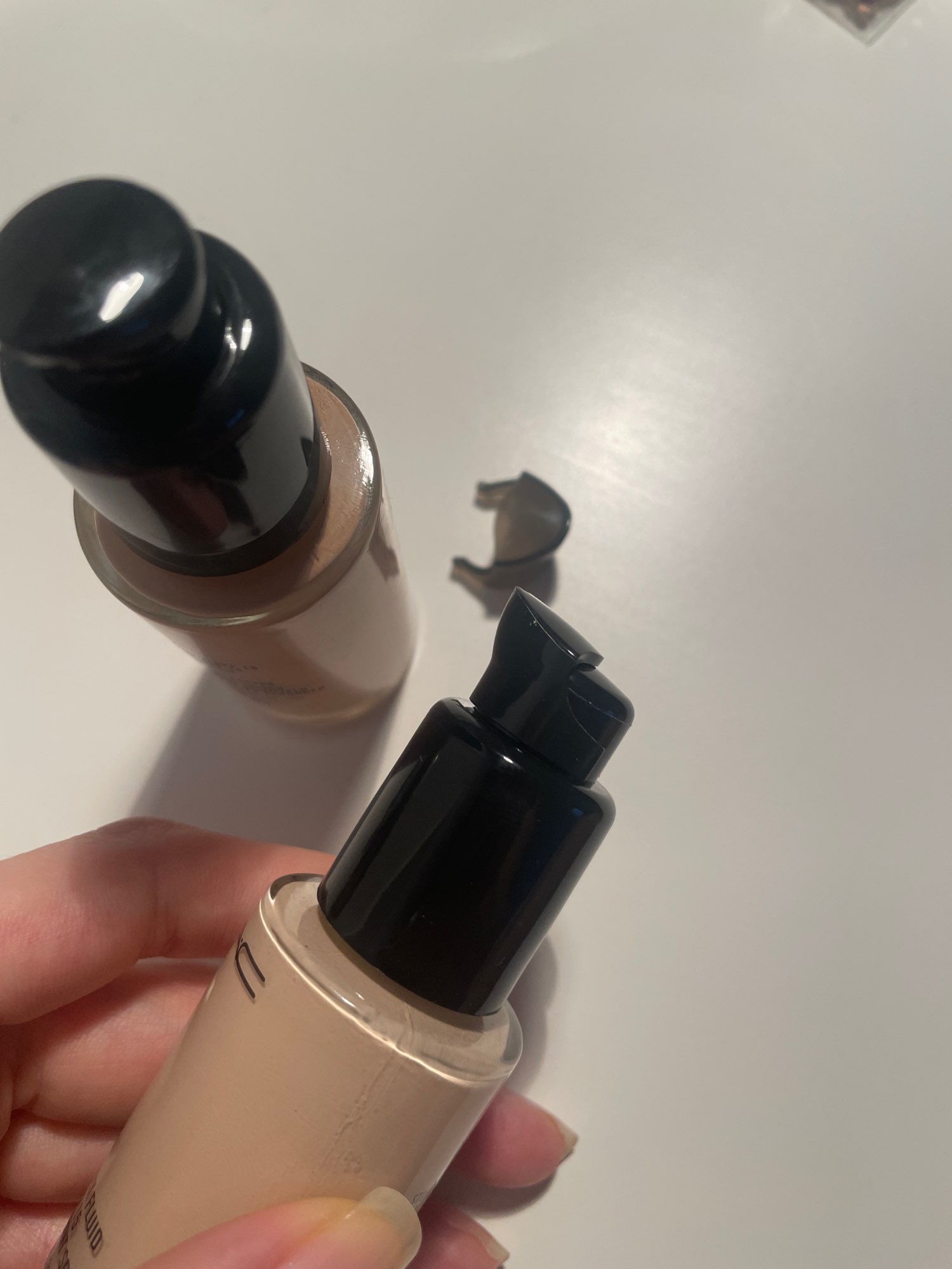 1Pc 디스펜서 펌프 프레스 리퀴드 파운데이션 30ml - Beauty Makeup Tools Use 리뷰 및 가격