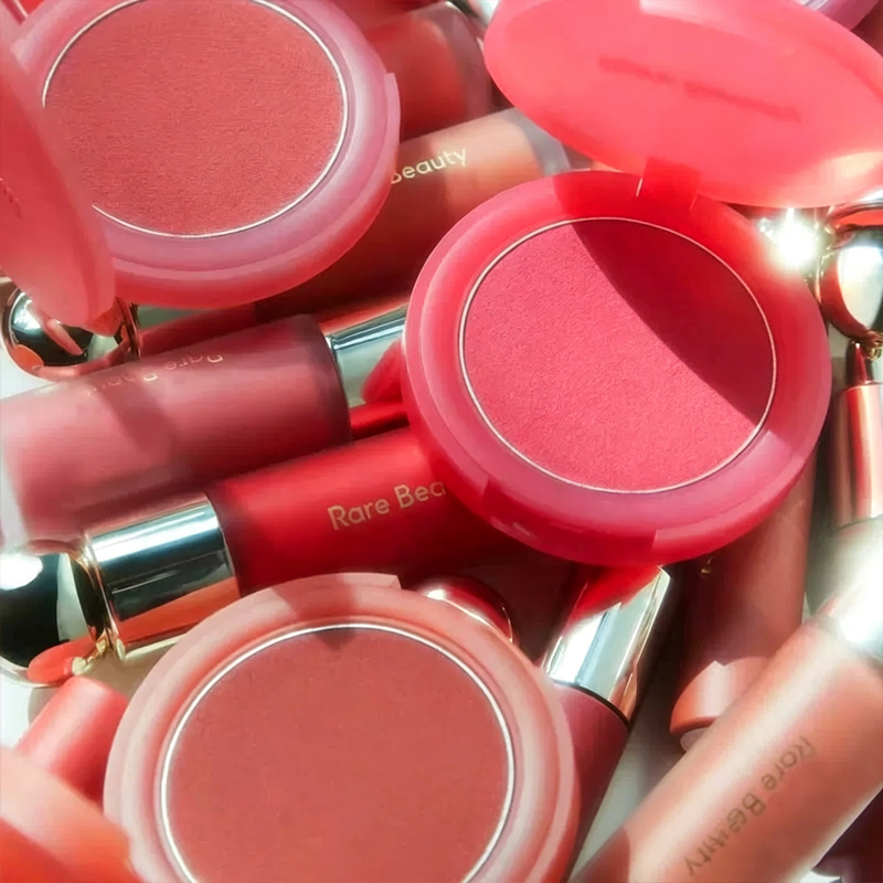 레어 뷰티 매트 라스팅 바운시 멜팅 쿠션 크림-투-파우 - Fenty Beauty Makeup Highlighter 리뷰 및 가격